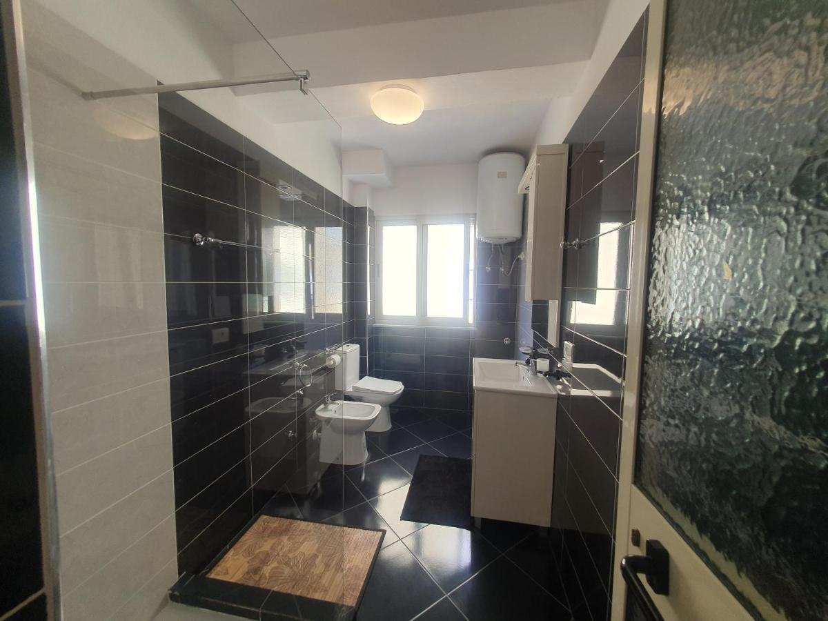 Apartment In The Heart Of Tirana , Bllok エクステリア 写真