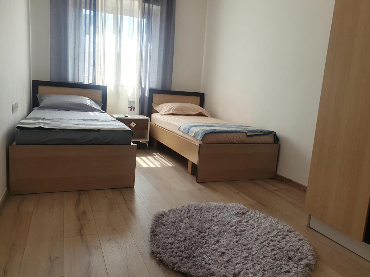 Apartment In The Heart Of Tirana , Bllok エクステリア 写真