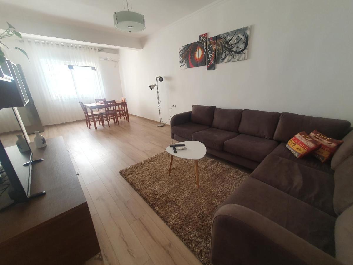 Apartment In The Heart Of Tirana , Bllok エクステリア 写真