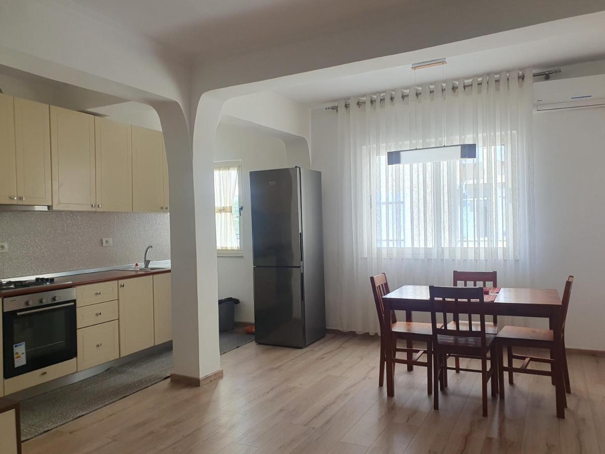 Apartment In The Heart Of Tirana , Bllok エクステリア 写真